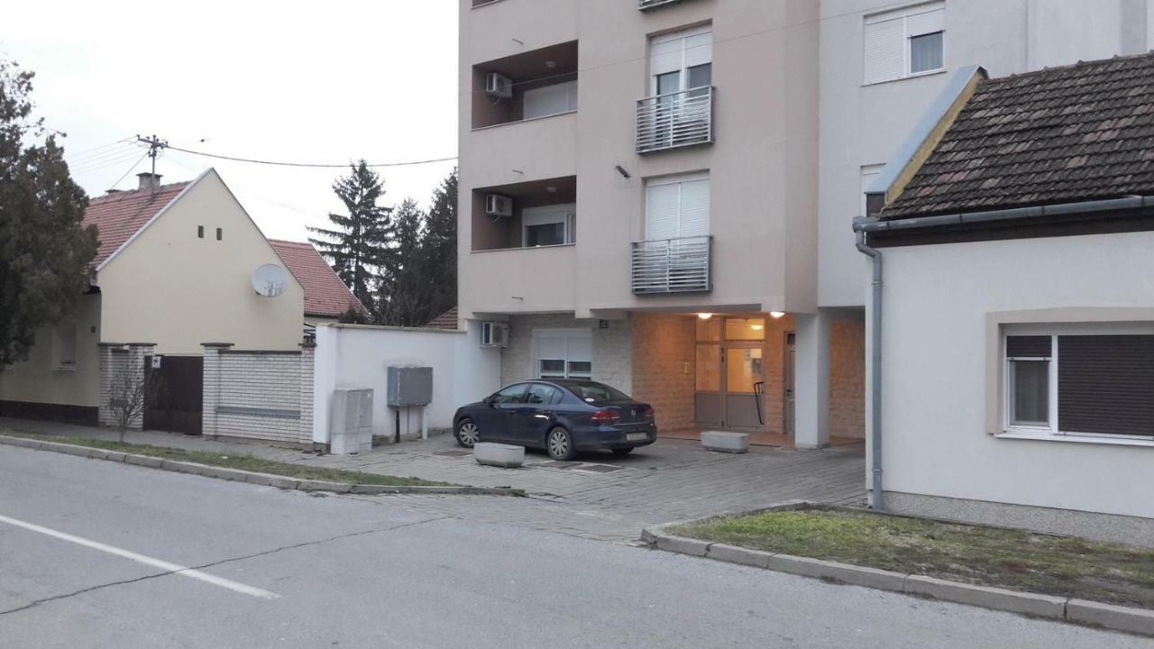 Apartman Pampas Osijek Eksteriør billede